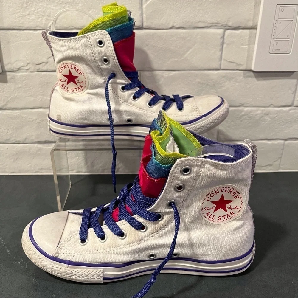 Converse sz 7 Party hi All Stars sneakers - Picture 4 of 16